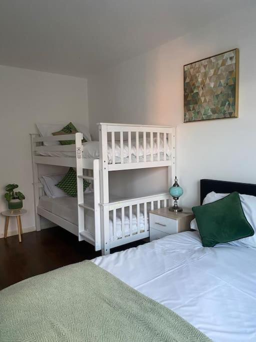 Brighton New Apartment Free Parking Sleeps 6 Eksteriør bilde