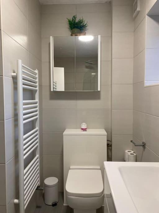 Brighton New Apartment Free Parking Sleeps 6 Eksteriør bilde