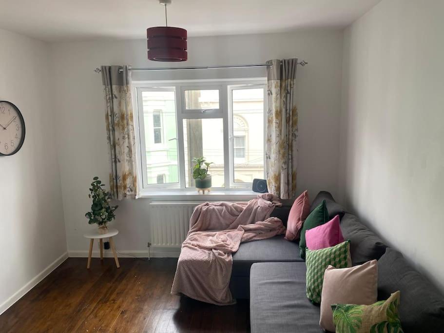 Brighton New Apartment Free Parking Sleeps 6 Eksteriør bilde